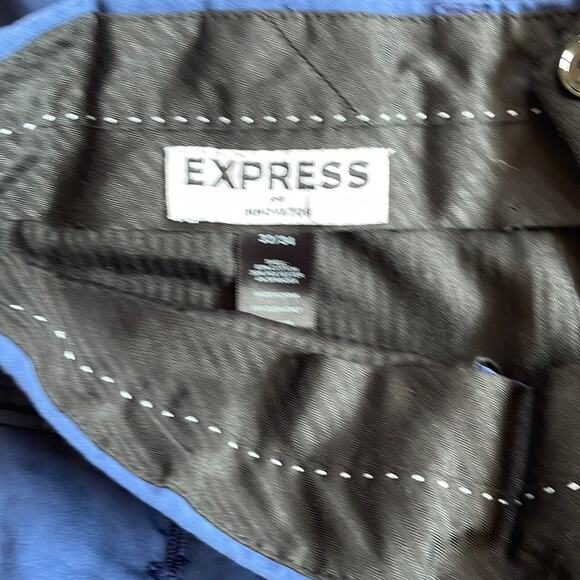 Express innovator dress pant. Navy size 32/34 - Picture 3 of 3